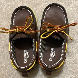 OshKosh B'gosh Boys Boat Shoes Size 7